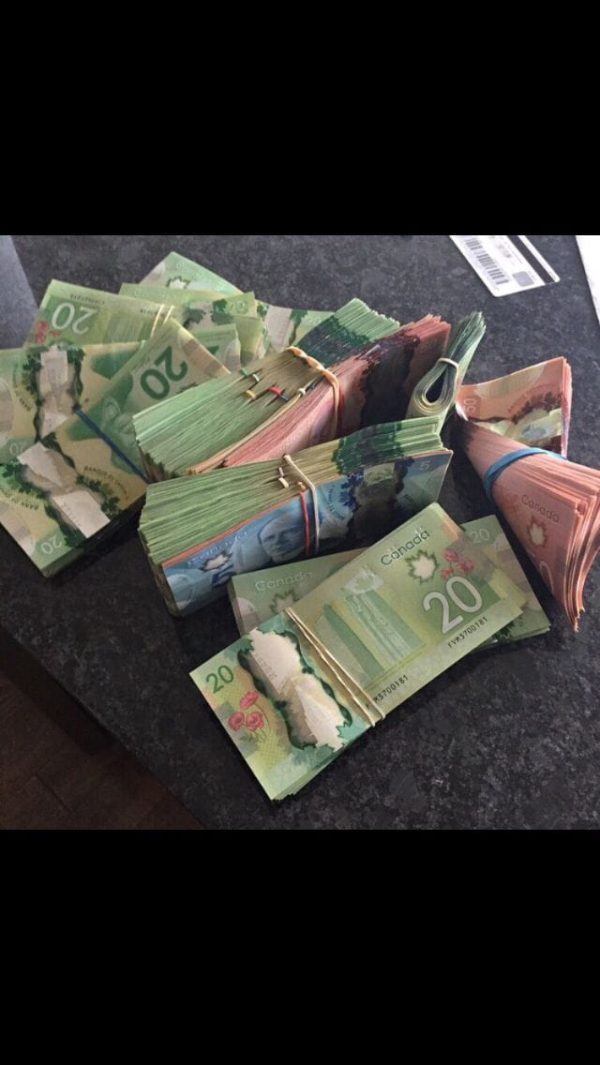 9a7813fd-d23e-4c22-a746-3abc14dc1eb7 Buy Canadian Dollars online